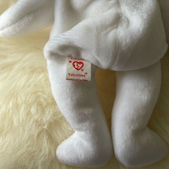 Ty Beanie Baby Valentino ™ - Picture 8 of 9